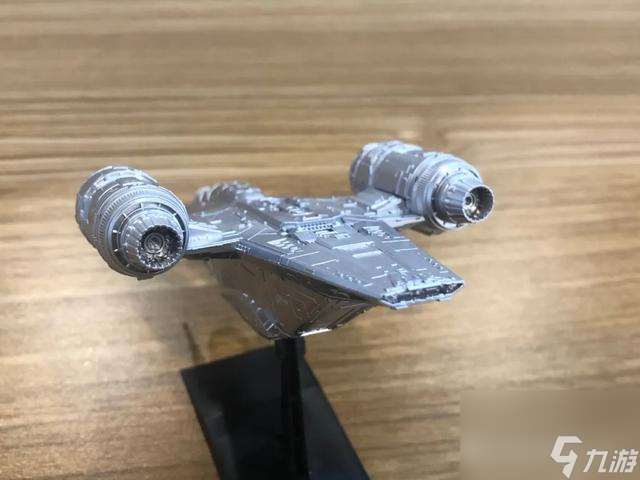 星球大戰(zhàn)剃刀號飛船，萬代星戰(zhàn)剃刀冠號飛船震撼登場
