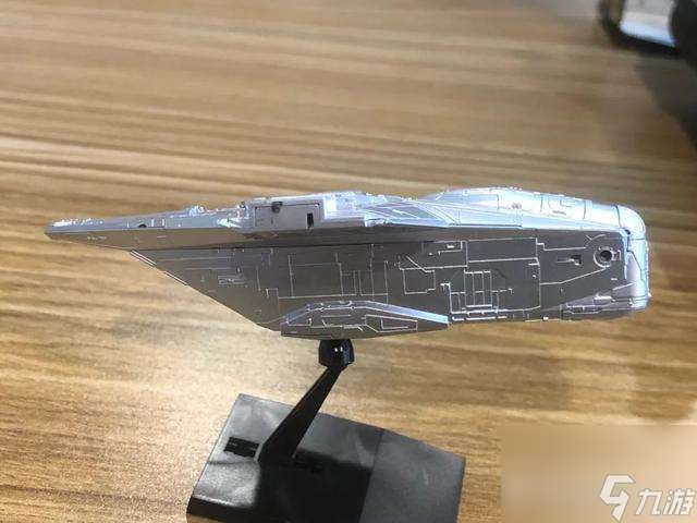 星球大戰(zhàn)剃刀號飛船，萬代星戰(zhàn)剃刀冠號飛船震撼登場