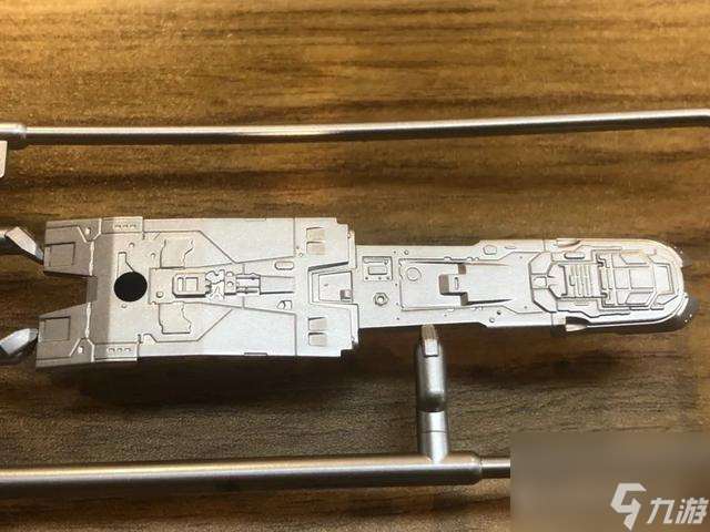 星球大戰(zhàn)剃刀號飛船，萬代星戰(zhàn)剃刀冠號飛船震撼登場