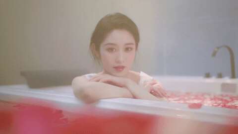 与九位美女激情热恋!《完蛋！我被美女包围了！》两款移动端新作公布!