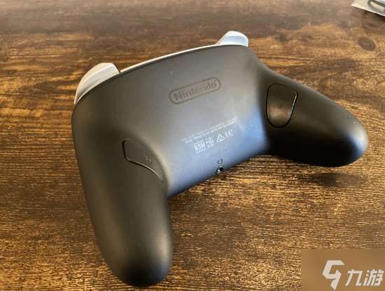 Switch2 Pro手柄IGN8分：新增的背鍵讓游戲體驗巨變！