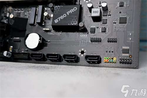 又一款開放世界大作，艾爾莎BOWMID B760 PRO D4和你玩轉《四海兄弟：故鄉》